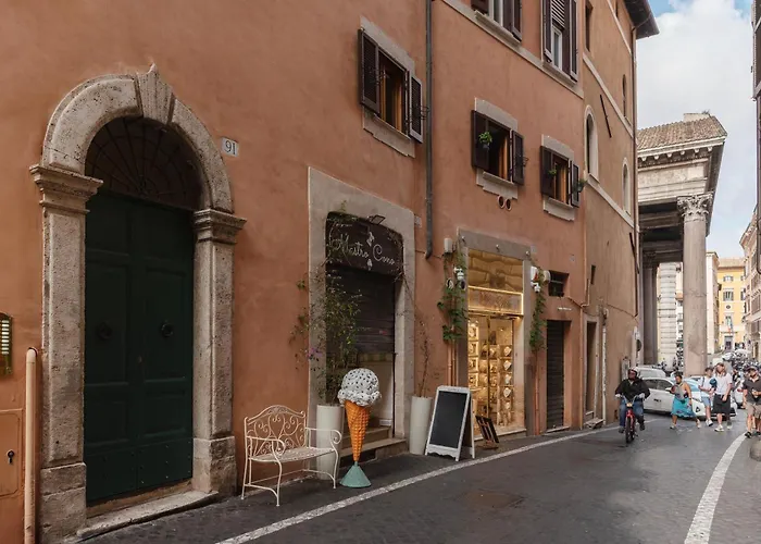 Guesthost - Pantheon Charming Apartment